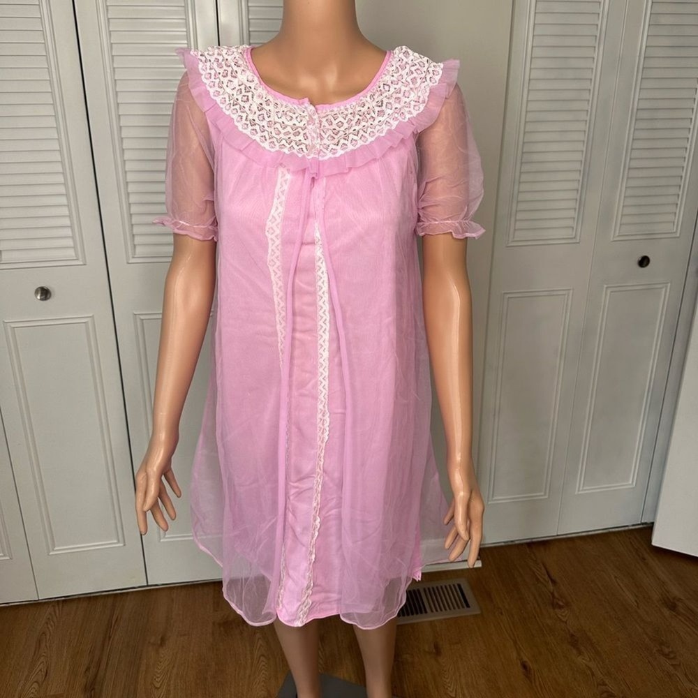 Vintage Pink Sheer Lace Babydoll Nightgown Short Sleeve Ruffle Collar Sleepwear‎